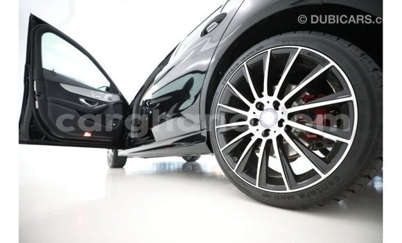 Ra Imported Mercedes‒Benz 1117 Black Ọkọ̀ akẹ́rù ńlá in Import - Dubai ni Ashanti Ra Imported Mercedes‒Benz 1117 Black Ọkọ̀ akẹ́rù ńlá in Import - Dubai ni Ashanti