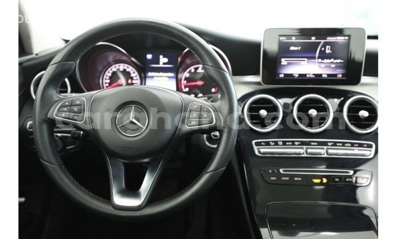 Ra Imported Mercedes‒Benz 1117 Black Ọkọ̀ akẹ́rù ńlá in Import - Dubai ni Ashanti Ra Imported Mercedes‒Benz 1117 Black Ọkọ̀ akẹ́rù ńlá in Import - Dubai ni Ashanti