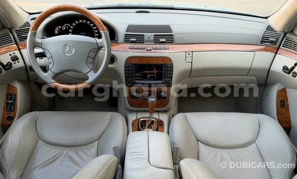 Buy Import Mercedes‒Benz 200 Blue Car in Import - Dubai in Ashanti Buy Import Mercedes‒Benz 200 Blue Car in Import - Dubai in Ashanti