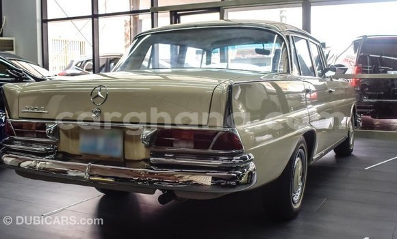 Buy Import Mercedes‒Benz 230 White Car in Import - Dubai in Ashanti Buy Import Mercedes‒Benz 230 White Car in Import - Dubai in Ashanti
