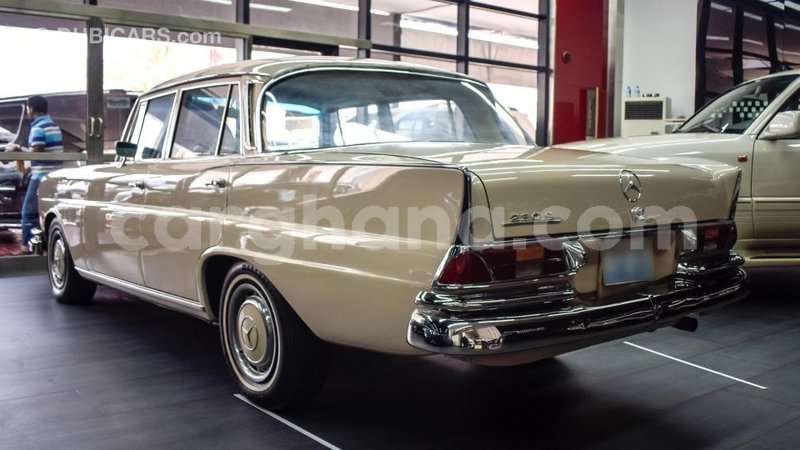 Big with watermark mercedes benz 230 ashanti import dubai 11820