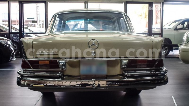 Big with watermark mercedes benz 230 ashanti import dubai 11820