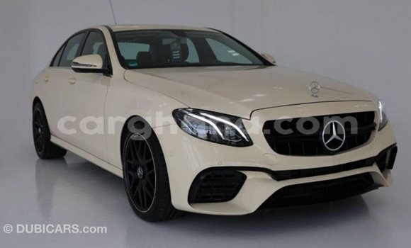 Ra Imported Mercedes‒Benz 2024 Alagara Ọkọ̀ akẹ́rù ńlá in Import - Dubai ni Ashanti Ra Imported Mercedes‒Benz 2024 Alagara Ọkọ̀ akẹ́rù ńlá in Import - Dubai ni Ashanti