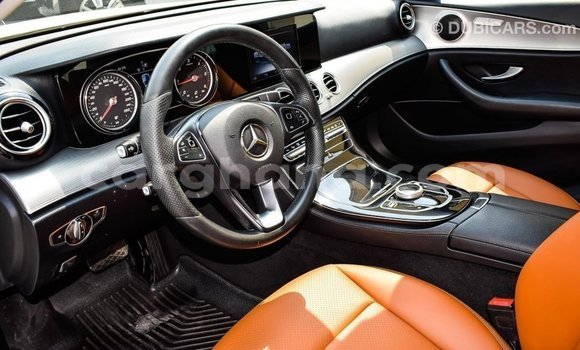 Ra Imported Mercedes‒Benz 2024 Alagara Ọkọ̀ akẹ́rù ńlá in Import - Dubai ni Ashanti Ra Imported Mercedes‒Benz 2024 Alagara Ọkọ̀ akẹ́rù ńlá in Import - Dubai ni Ashanti