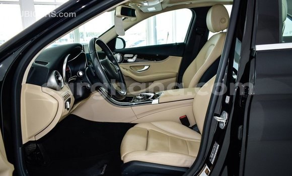 Buy Import Mercedes‒Benz 1117 Black Truck in Import - Dubai in Ashanti Buy Import Mercedes‒Benz 1117 Black Truck in Import - Dubai in Ashanti