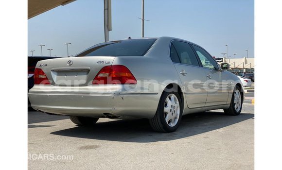 Sayi Imported Lexus LS Sauran Mota in Import - Dubai a Ashanti Sayi Imported Lexus LS Sauran Mota in Import - Dubai a Ashanti