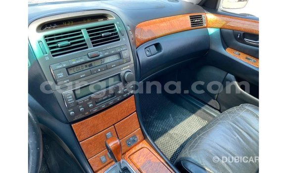 Sayi Imported Lexus LS Sauran Mota in Import - Dubai a Ashanti Sayi Imported Lexus LS Sauran Mota in Import - Dubai a Ashanti