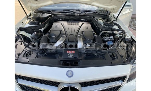 Buy Import Mercedes‒Benz 1117 White Truck in Import - Dubai in Ashanti Buy Import Mercedes‒Benz 1117 White Truck in Import - Dubai in Ashanti