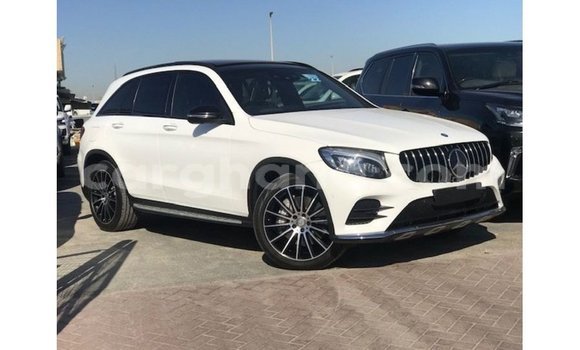 Buy Import Mercedes‒Benz 250 White Car in Import - Dubai in Ashanti Buy Import Mercedes‒Benz 250 White Car in Import - Dubai in Ashanti