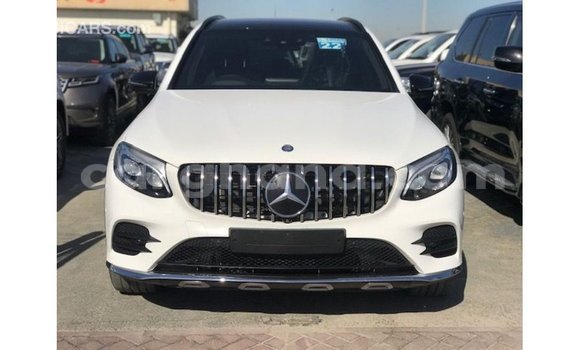 Buy Import Mercedes‒Benz 250 White Car in Import - Dubai in Ashanti Buy Import Mercedes‒Benz 250 White Car in Import - Dubai in Ashanti
