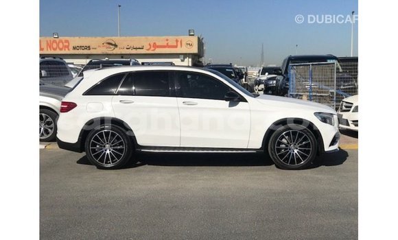 Buy Import Mercedes‒Benz 250 White Car in Import - Dubai in Ashanti Buy Import Mercedes‒Benz 250 White Car in Import - Dubai in Ashanti