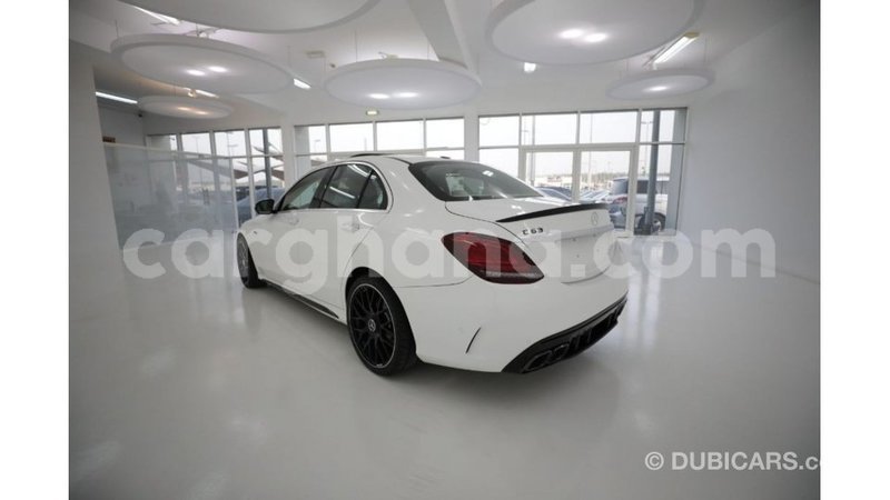 Big with watermark mercedes benz 1117 ashanti import dubai 11858