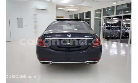 Buy Import Mercedes‒Benz 1117 Blue Truck in Import - Dubai in Ashanti Buy Import Mercedes‒Benz 1117 Blue Truck in Import - Dubai in Ashanti