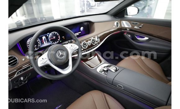 Buy Import Mercedes‒Benz 1117 Blue Truck in Import - Dubai in Ashanti Buy Import Mercedes‒Benz 1117 Blue Truck in Import - Dubai in Ashanti