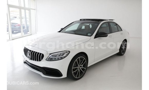 Buy Import Mercedes‒Benz 1117 White Truck in Import - Dubai in Ashanti Buy Import Mercedes‒Benz 1117 White Truck in Import - Dubai in Ashanti