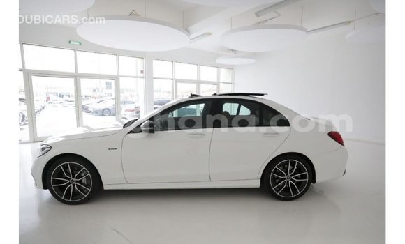 Buy Import Mercedes‒Benz 1117 White Truck in Import - Dubai in Ashanti Buy Import Mercedes‒Benz 1117 White Truck in Import - Dubai in Ashanti