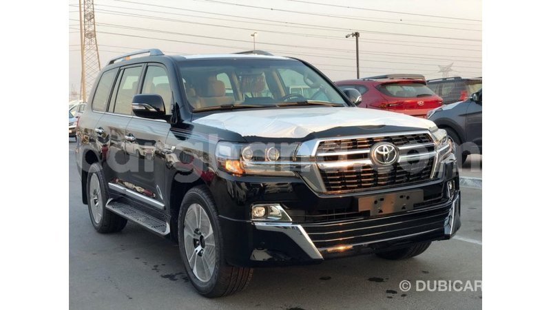 Big with watermark toyota land cruiser ashanti import dubai 11864