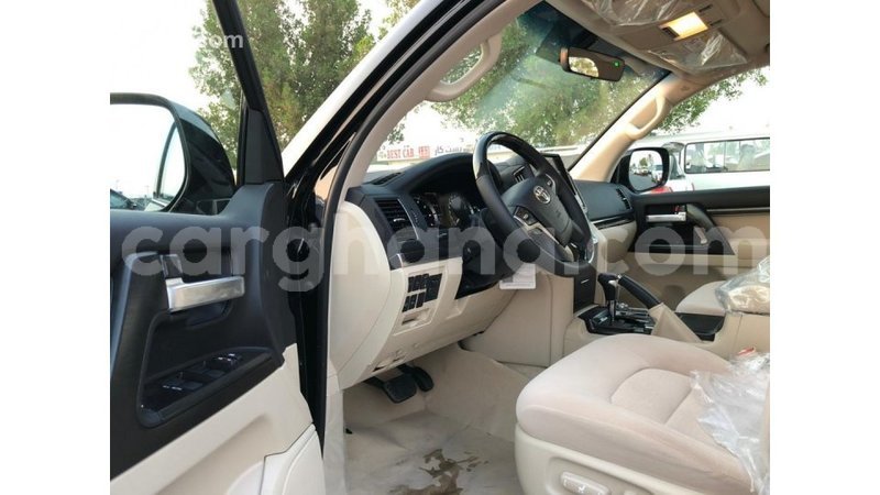 Big with watermark toyota land cruiser ashanti import dubai 11864