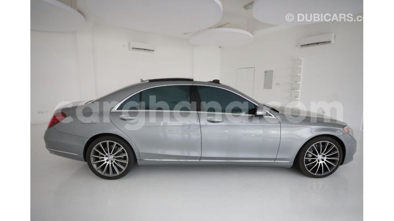 Big with watermark mercedes benz 1117 ashanti import dubai 11871