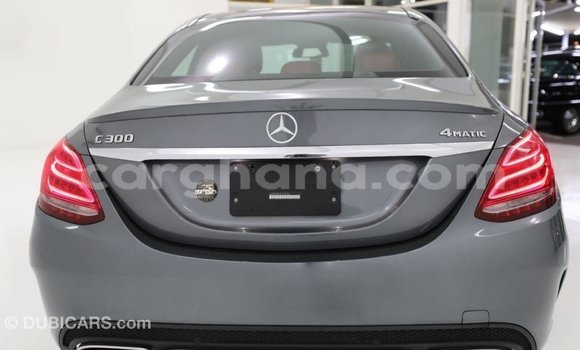 Buy Import Mercedes‒Benz 1117 Other Truck in Import - Dubai in Ashanti Buy Import Mercedes‒Benz 1117 Other Truck in Import - Dubai in Ashanti