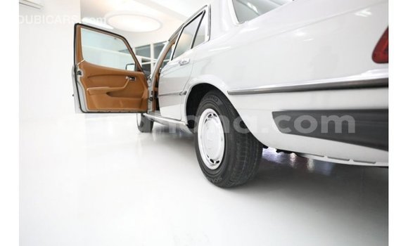 Sayi Imported Mercedes‒Benz 1117 Sauran Babbar mota in Import - Dubai a Ashanti Sayi Imported Mercedes‒Benz 1117 Sauran Babbar mota in Import - Dubai a Ashanti