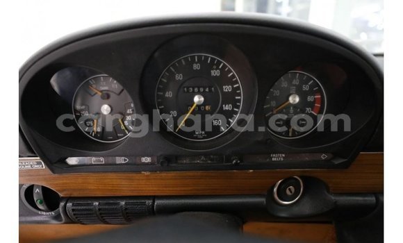 Sayi Imported Mercedes‒Benz 1117 Sauran Babbar mota in Import - Dubai a Ashanti Sayi Imported Mercedes‒Benz 1117 Sauran Babbar mota in Import - Dubai a Ashanti