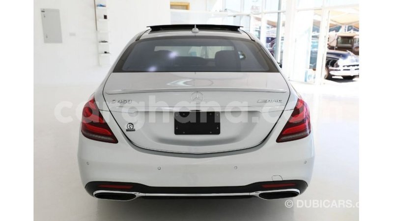 Big with watermark mercedes benz 1117 ashanti import dubai 11878