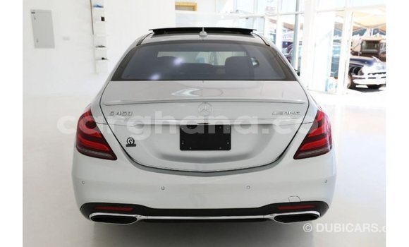 Sayi Imported Mercedes‒Benz 1117 Sauran Babbar mota in Import - Dubai a Ashanti Sayi Imported Mercedes‒Benz 1117 Sauran Babbar mota in Import - Dubai a Ashanti