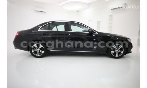 Ra Imported Mercedes‒Benz 1117 Black Ọkọ̀ akẹ́rù ńlá in Import - Dubai ni Ashanti Ra Imported Mercedes‒Benz 1117 Black Ọkọ̀ akẹ́rù ńlá in Import - Dubai ni Ashanti