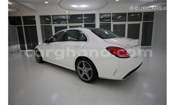 Sayi Imported Mercedes‒Benz 1117 White Babbar mota in Import - Dubai a Ashanti Sayi Imported Mercedes‒Benz 1117 White Babbar mota in Import - Dubai a Ashanti