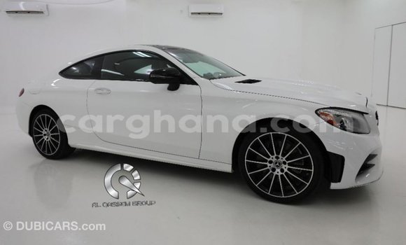 Buy Import Mercedes‒Benz 1117 White Truck in Import - Dubai in Ashanti Buy Import Mercedes‒Benz 1117 White Truck in Import - Dubai in Ashanti