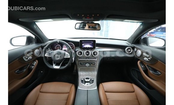 Buy Import Mercedes‒Benz 1117 White Truck in Import - Dubai in Ashanti Buy Import Mercedes‒Benz 1117 White Truck in Import - Dubai in Ashanti