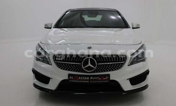 Ra Imported Mercedes‒Benz 250 funfun Ọkọ̀ in Import - Dubai ni Ashanti Ra Imported Mercedes‒Benz 250 funfun Ọkọ̀ in Import - Dubai ni Ashanti