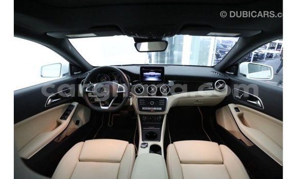 Ra Imported Mercedes‒Benz 250 funfun Ọkọ̀ in Import - Dubai ni Ashanti Ra Imported Mercedes‒Benz 250 funfun Ọkọ̀ in Import - Dubai ni Ashanti