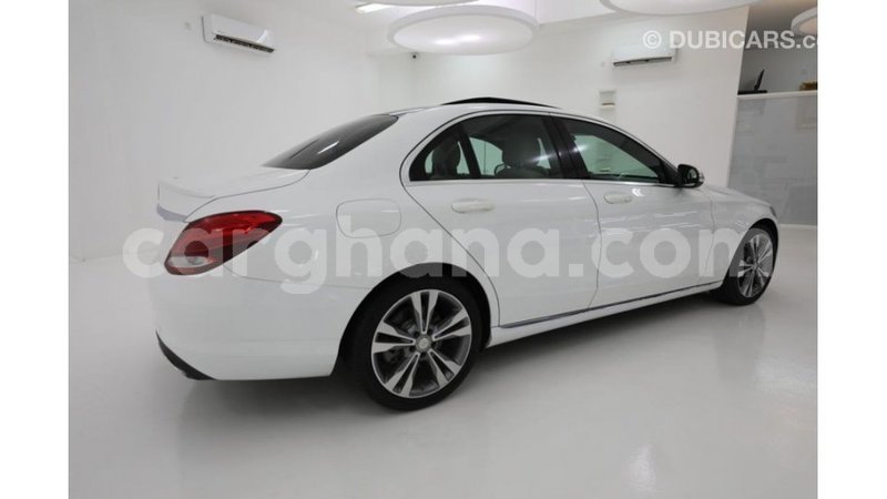 Big with watermark mercedes benz 1117 ashanti import dubai 11884