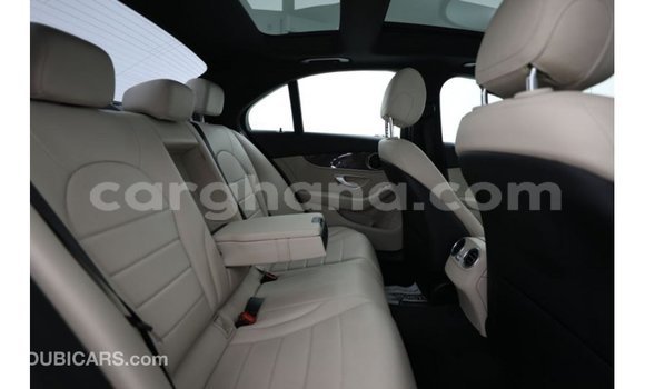 Sayi Imported Mercedes‒Benz 1117 White Babbar mota in Import - Dubai a Ashanti Sayi Imported Mercedes‒Benz 1117 White Babbar mota in Import - Dubai a Ashanti