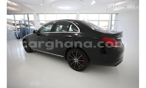 Ra Imported Mercedes‒Benz 1117 Black Ọkọ̀ akẹ́rù ńlá in Import - Dubai ni Ashanti Ra Imported Mercedes‒Benz 1117 Black Ọkọ̀ akẹ́rù ńlá in Import - Dubai ni Ashanti