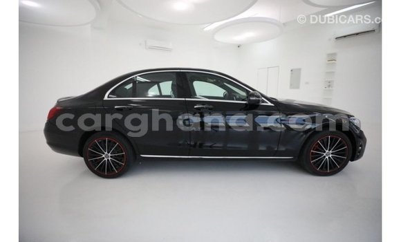 Ra Imported Mercedes‒Benz 1117 Black Ọkọ̀ akẹ́rù ńlá in Import - Dubai ni Ashanti Ra Imported Mercedes‒Benz 1117 Black Ọkọ̀ akẹ́rù ńlá in Import - Dubai ni Ashanti