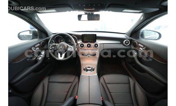 Ra Imported Mercedes‒Benz 1117 Black Ọkọ̀ akẹ́rù ńlá in Import - Dubai ni Ashanti Ra Imported Mercedes‒Benz 1117 Black Ọkọ̀ akẹ́rù ńlá in Import - Dubai ni Ashanti