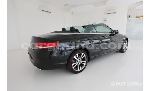 Buy Import Mercedes‒Benz 1117 Black Truck in Import - Dubai in Ashanti Buy Import Mercedes‒Benz 1117 Black Truck in Import - Dubai in Ashanti