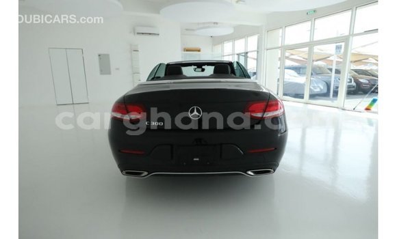 Buy Import Mercedes‒Benz 1117 Black Truck in Import - Dubai in Ashanti Buy Import Mercedes‒Benz 1117 Black Truck in Import - Dubai in Ashanti