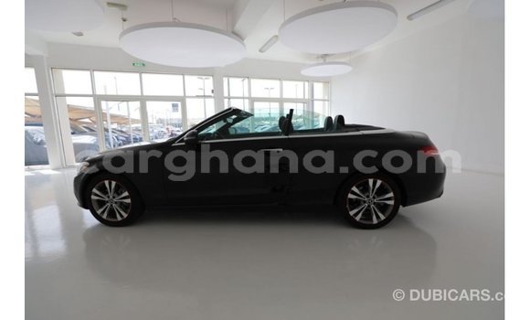 Buy Import Mercedes‒Benz 1117 Black Truck in Import - Dubai in Ashanti Buy Import Mercedes‒Benz 1117 Black Truck in Import - Dubai in Ashanti