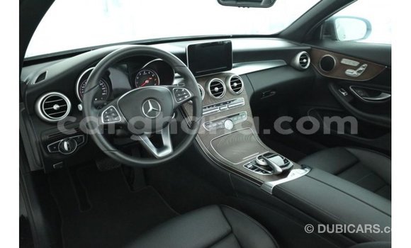 Buy Import Mercedes‒Benz 1117 Black Truck in Import - Dubai in Ashanti Buy Import Mercedes‒Benz 1117 Black Truck in Import - Dubai in Ashanti