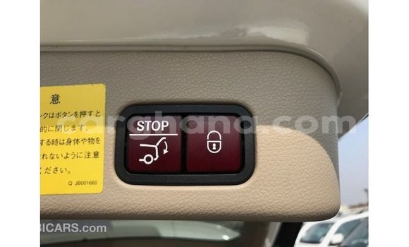 Sayi Imported Mercedes‒Benz 1117 White Babbar mota in Import - Dubai a Ashanti Sayi Imported Mercedes‒Benz 1117 White Babbar mota in Import - Dubai a Ashanti