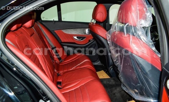 Ra Imported Mercedes‒Benz 1117 Black Ọkọ̀ akẹ́rù ńlá in Import - Dubai ni Ashanti Ra Imported Mercedes‒Benz 1117 Black Ọkọ̀ akẹ́rù ńlá in Import - Dubai ni Ashanti