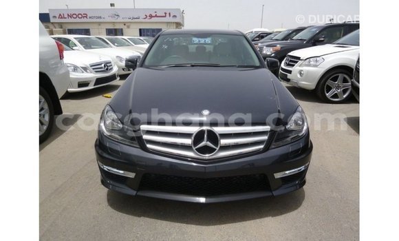 Ra Imported Mercedes‒Benz 1117 Black Ọkọ̀ akẹ́rù ńlá in Import - Dubai ni Ashanti Ra Imported Mercedes‒Benz 1117 Black Ọkọ̀ akẹ́rù ńlá in Import - Dubai ni Ashanti