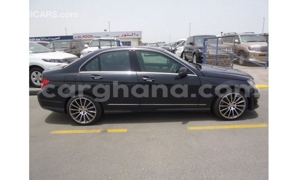 Ra Imported Mercedes‒Benz 1117 Black Ọkọ̀ akẹ́rù ńlá in Import - Dubai ni Ashanti Ra Imported Mercedes‒Benz 1117 Black Ọkọ̀ akẹ́rù ńlá in Import - Dubai ni Ashanti