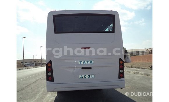 Buy Import Tata 709 White Truck in Import - Dubai in Ashanti Buy Import Tata 709 White Truck in Import - Dubai in Ashanti