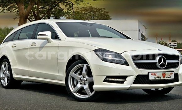 Ra Imported Mercedes‒Benz 1117 funfun Ọkọ̀ akẹ́rù ńlá in Import - Dubai ni Ashanti Ra Imported Mercedes‒Benz 1117 funfun Ọkọ̀ akẹ́rù ńlá in Import - Dubai ni Ashanti