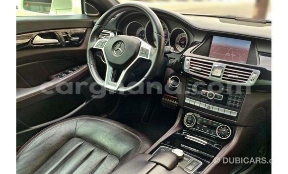 Ra Imported Mercedes‒Benz 1117 funfun Ọkọ̀ akẹ́rù ńlá in Import - Dubai ni Ashanti Ra Imported Mercedes‒Benz 1117 funfun Ọkọ̀ akẹ́rù ńlá in Import - Dubai ni Ashanti
